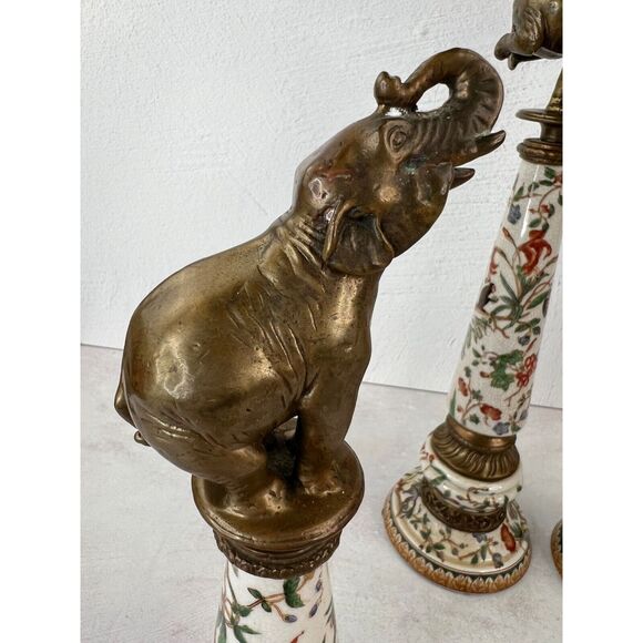 Vintage Chinoiserie Ceramic Obelisk Set 3 Brass Elephant Finials Famille Rose - Picture 6 of 16